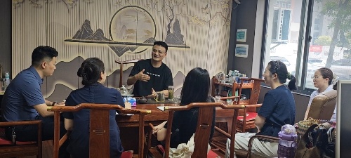 宜昌高新区企业服务局，精准调研软盟科技等企业需求，加速数字经济联盟建设